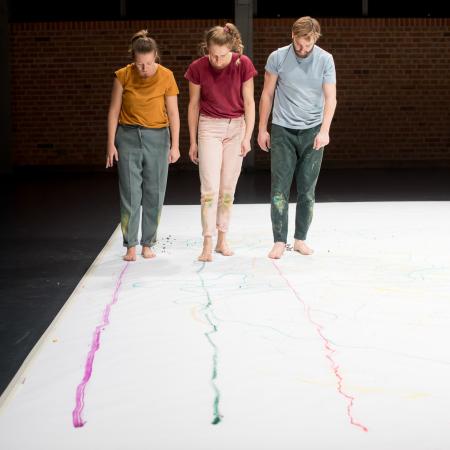 -on-line-Holobiont-fot-Jakub-Wittchen-2