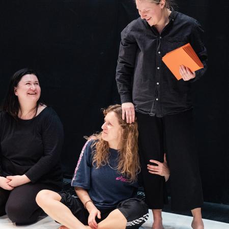 w sile: mniejsze gesty_Dana Chmielewska_t@niec 2.0