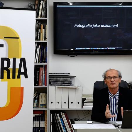 Autor wykładów o fotografii 