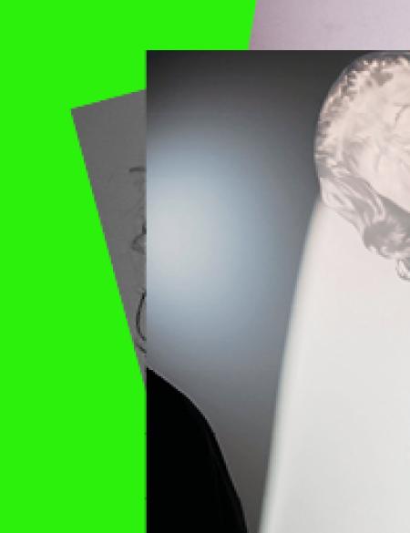 baner informacyjny, napis oprowadzanie, zielone tło, zdjęcie kobiety rozmazane