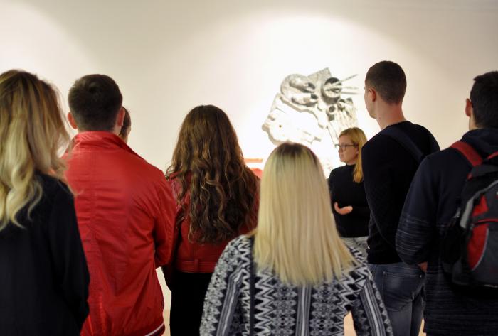 oprowadzanie_salon_02